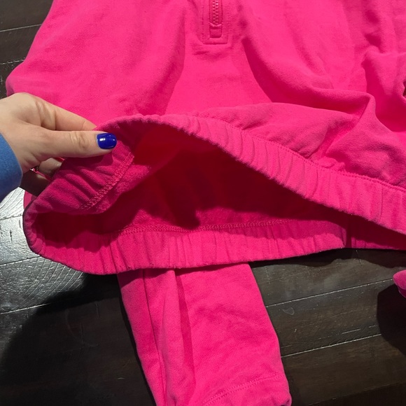 Calvin Klein Crop Sweatshirt - Picture 4 of 6